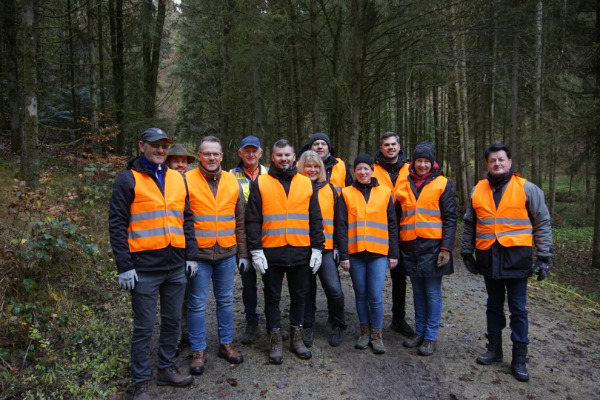 Ein grünes Weihnachten: Statt Geschenken Bäume pflanzen Ein grünes Weihnachten: Statt Geschenken Bäume pflanzen